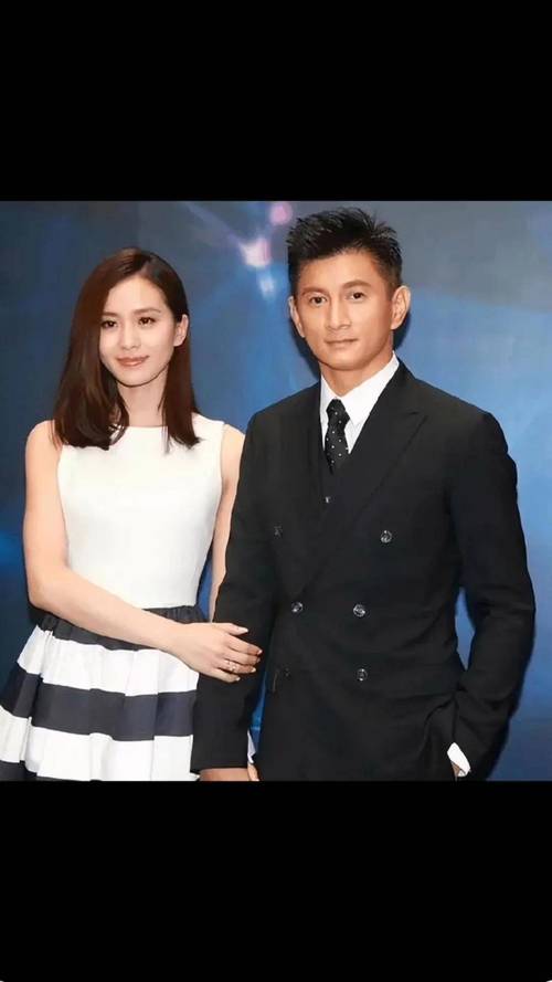 新澳门2025最新款免费和吴奇隆戴婚戒录综艺与吴奇隆结婚戒指